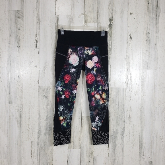 Athleta cropped flower leggings size XS - Picture 12 of 12